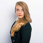 Haarweaving mit blondem, europäischem Schnitthaar