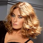 Einfach nur wunderschöne Haare - oder hätten Sie erraten, das es sich hier um eine Perücke handelt?